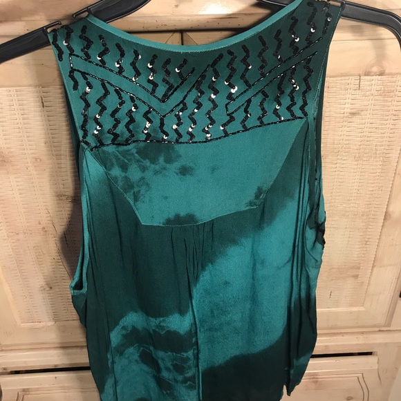 NEW David Bitton Buffalo Top with black sequin L - Picture 2 of 5